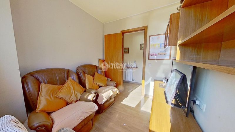 Foto d60697e3-d4fd-46b0-990c-fdbee708e47f. Pis a Creu Alta Sabadell