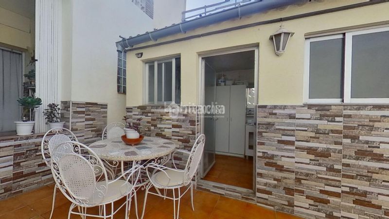 Foto 7c6d66b6-9b28-4527-afaa-2d5e3d6aec74. Casa aparellada a Can Puiggener Sabadell