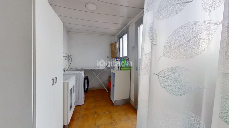 Foto d7411fc7-cb5a-459c-af14-78cff4ea9b11. Casa aparellada a Can Puiggener Sabadell