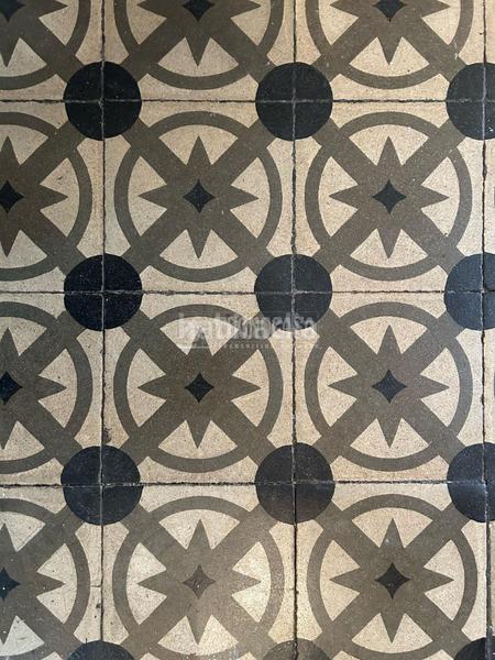 Foto 3289e6aa-f625-42db-92fc-0691d3bf224c. Pis a El Poble Sec - Parc de Montjuïc Barcelona