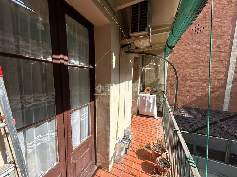 Foto c129d6a1-b726-40af-82e6-6afaf148007a. Pis a El Poble Sec - Parc de Montjuïc Barcelona