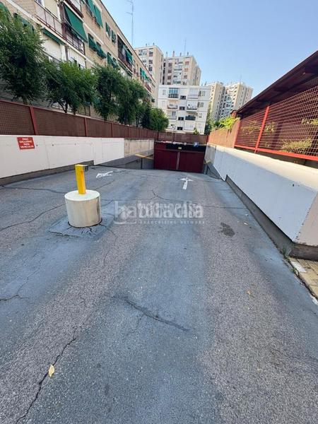 Foto a672e83f-8856-425e-ac7d-a1c51e680551. Aparcament cotxe a Aluche Madrid