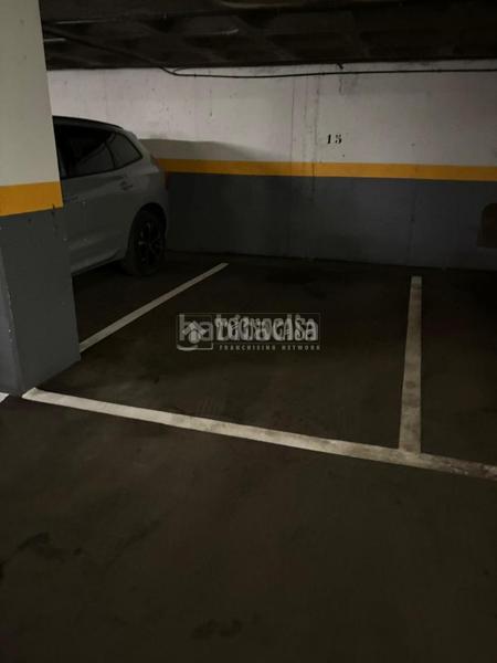 Foto bf7098a4-6222-4434-9d9d-134bba39018d. Aparcament cotxe a Aluche Madrid