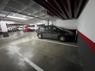 Aparcament cotxe a Aluche. Boxplaza de garaje en venta en madrid