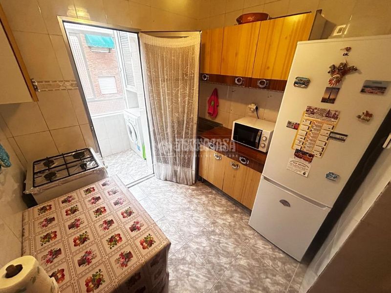 Foto ead5d9ca-3112-4100-b9bb-34650f2bb18c. Pis a Aluche Madrid