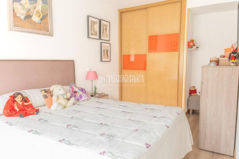 Foto a0cbfa3c-d190-4a50-8ec4-2b5ae87e14c2. Pis amb aparcament a Guindalera Madrid