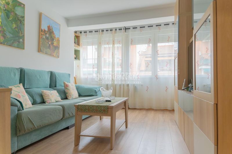 Foto dbd72781-f5cf-4558-8c68-b8776c380c20. Pis amb aparcament a Guindalera Madrid
