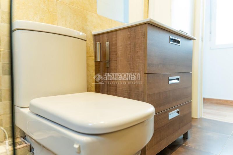 Foto 99c086c3-a962-4046-ba8e-2a17f9d5f70d. Flat with heating in Lista Madrid