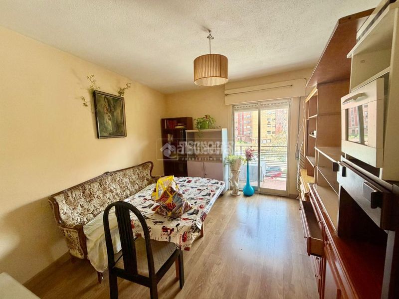 Foto 86f8ab39-7a76-4252-9c87-bd09b65d3290. Pis a Numancia Madrid