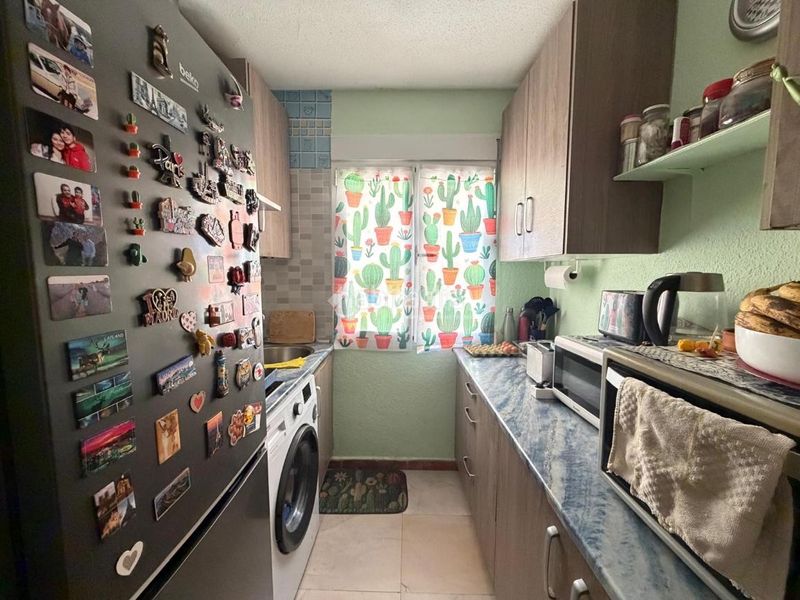 Foto b2e18a86-a01a-4f31-8c04-fcb86124e532. Flat in Numancia Madrid