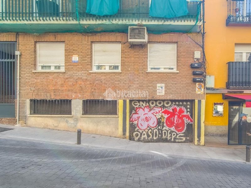 Foto c7df847f-2b36-4335-a90b-c2c0d571b358. Aparcament cotxe a Embajadores-Lavapiés Madrid