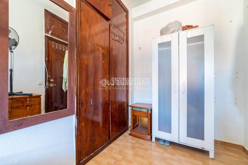 Foto 090b7e9a-c70f-4c8a-b52d-61db861ca565. Piso  en venta en Valdezarza Madrid