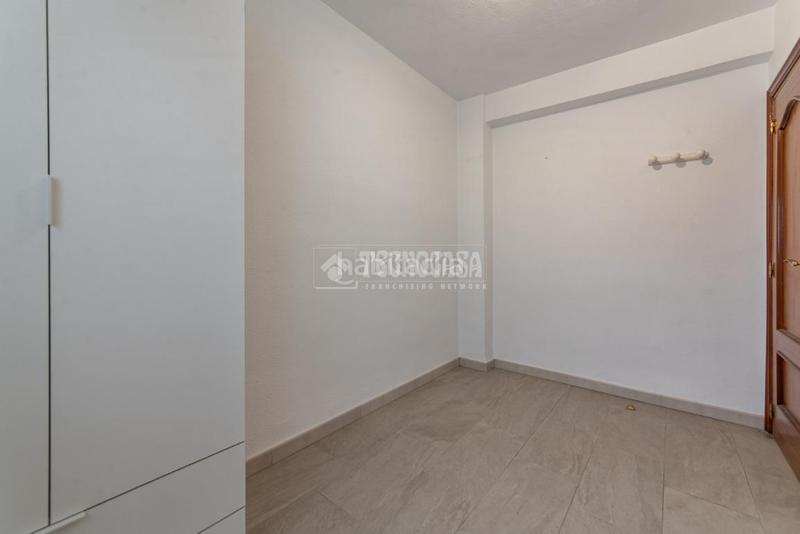 Foto 3767b845-53b9-49d6-9b6d-5db15a4315c3. Piso  en venta en Valdezarza Madrid
