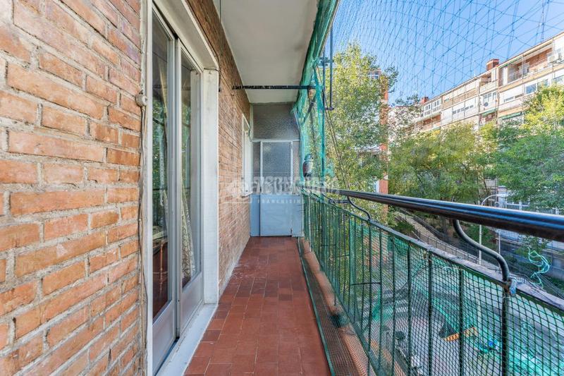 Foto 0e58a3a2-c845-4fd0-8642-d7f39fd94c03. Piso  en venta en Valdezarza Madrid