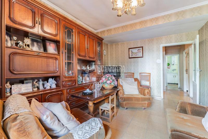 Foto 3ef5b9bf-d2df-4df8-a054-ad6e1a381d70. Piso  en venta en Valdezarza Madrid