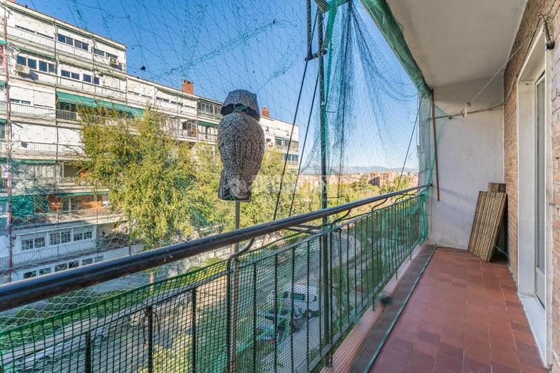 Foto 4cb5f8fa-3cf4-4461-b39c-80e7a52ad4e7. Piso  en venta en Valdezarza Madrid