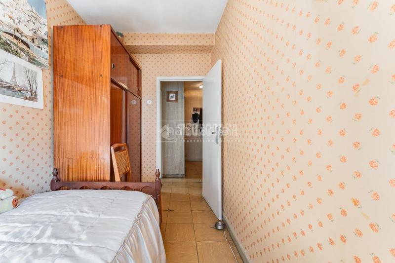 Foto 65302452-903e-422c-96a7-367fe8ba86c0. Piso  en venta en Valdezarza Madrid