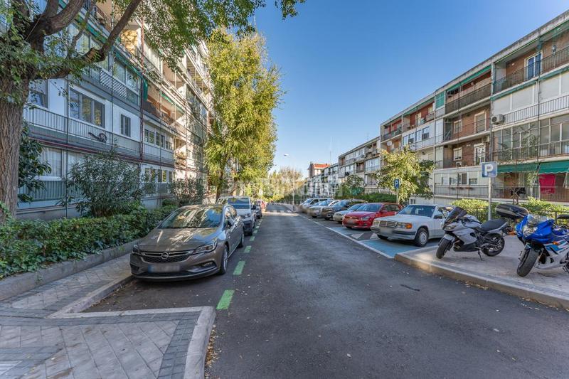 Foto 9a2ef036-f822-4c53-acf0-28de7e2ecbd2. Piso  en venta en Valdezarza Madrid
