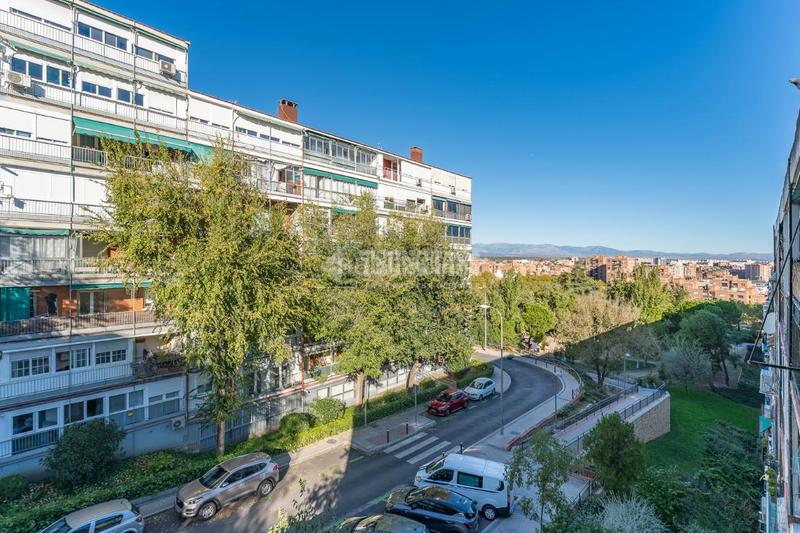 Foto dbe69167-1356-491e-bce1-1e2f895480df. Piso  en venta en Valdezarza Madrid