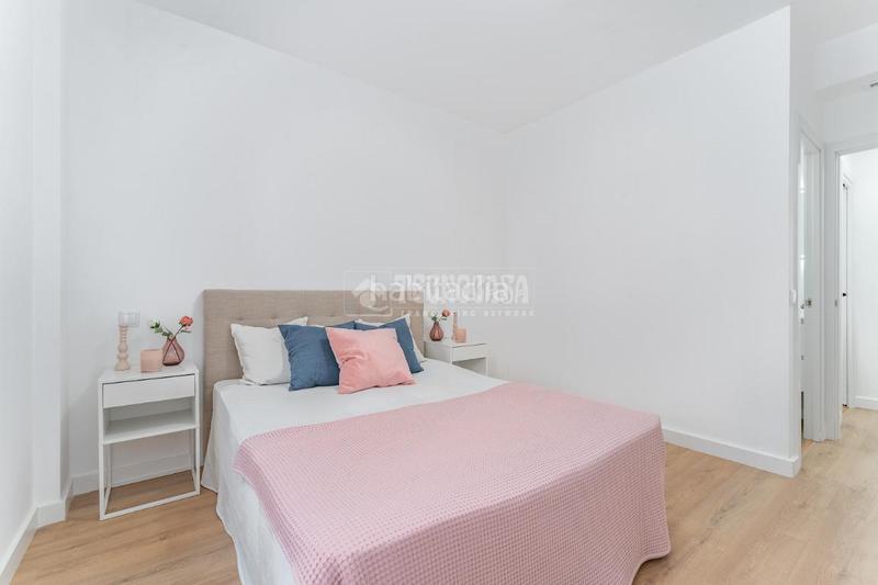 Foto 19ba915d-f946-4889-825d-b02c3206595e. Piso  en venta en Valdezarza Madrid