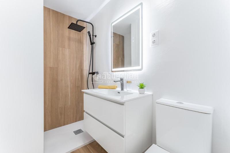 Foto 6b895d69-8080-4931-9f1b-51f82e48a650. Piso  en venta en Valdezarza Madrid