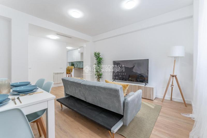 Foto d5b0a08f-a0c8-4c80-beb2-381a922d7210. Piso  en venta en Valdezarza Madrid