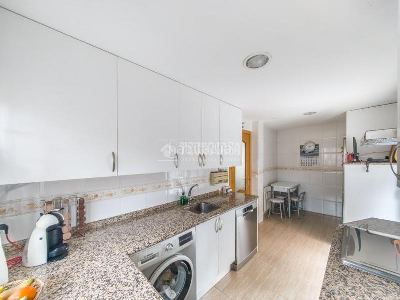 Foto 114a436c-e403-4e4b-8c89-59926c38d4ed. Maison jumelée avec chauffage piscine dans Rivas Futura Rivas - Vaciamadrid