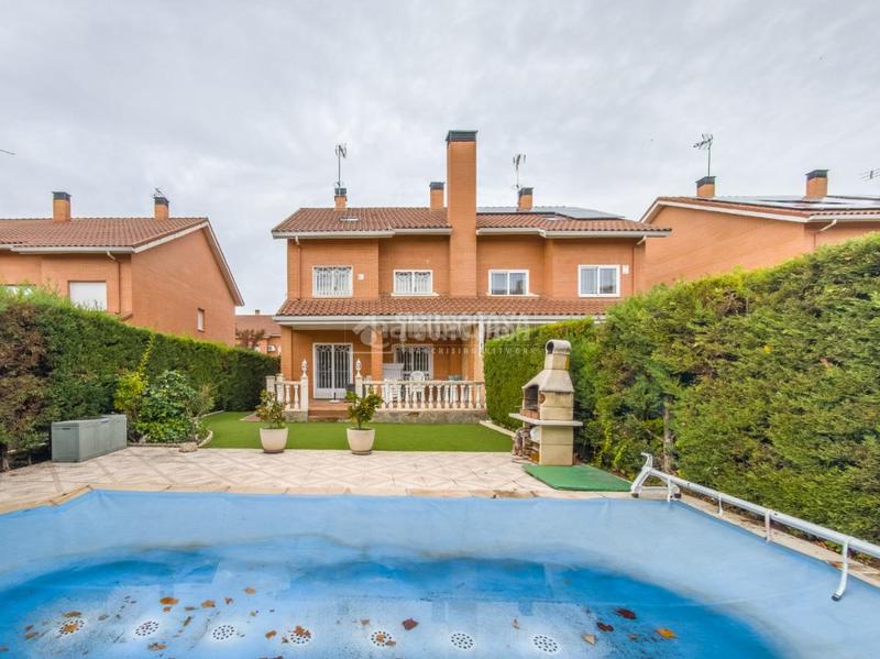 Foto 60696a82-ab3c-4b1d-ac40-a94564167740. Maison jumelée avec chauffage piscine dans Rivas Futura Rivas - Vaciamadrid