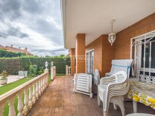 Casa aparellada a Rivas Futura. Casa en venta en rivasvaciamadrid