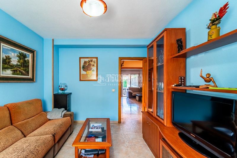 Foto db828852-27fc-461d-8987-f76e3616158a. Casa aparellada amb calefacció aparcament piscina a Rivas - Vaciamadrid