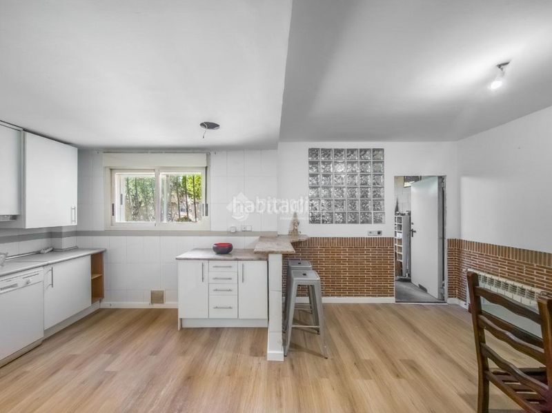 Foto 336f7d47-6372-4817-8989-8e40061ebe66. Casa aparellada amb aparcament a Casco Histórico Rivas - Vaciamadrid