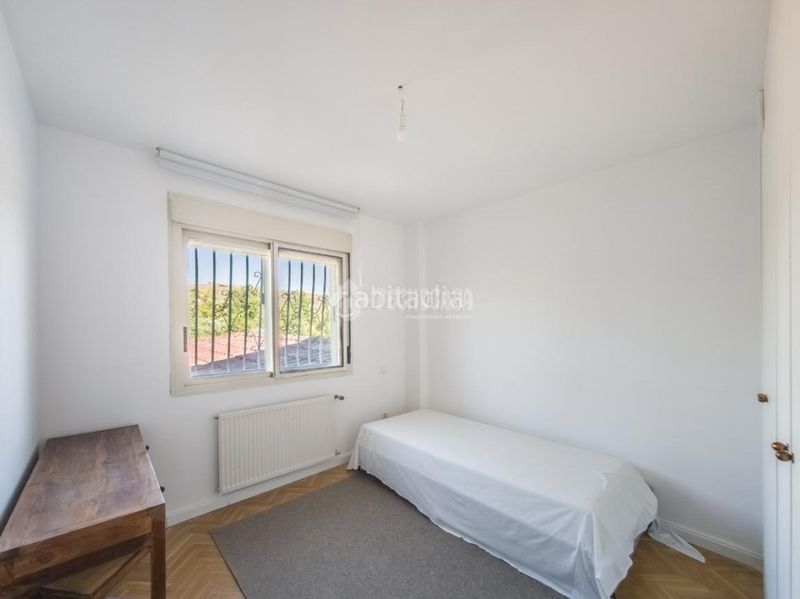 Foto cc212cb9-0070-4275-9723-93d85a459f66. Casa aparellada amb aparcament a Casco Histórico Rivas - Vaciamadrid
