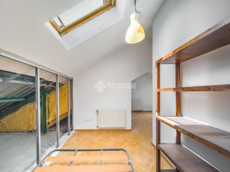 Foto f725d776-81c5-49e4-9cdd-80326b6568c0. Casa aparellada amb aparcament a Casco Histórico Rivas - Vaciamadrid