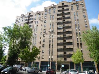 Aparcament cotxe a La Paz. Boxplaza de garaje en venta en madrid