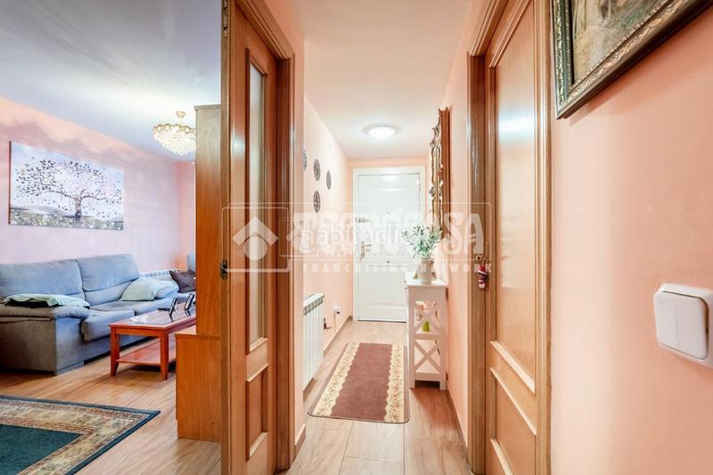 Foto 41a477af-64e4-47e3-8513-fd97d498dcf9. Towny house with heating parking in Quijorna