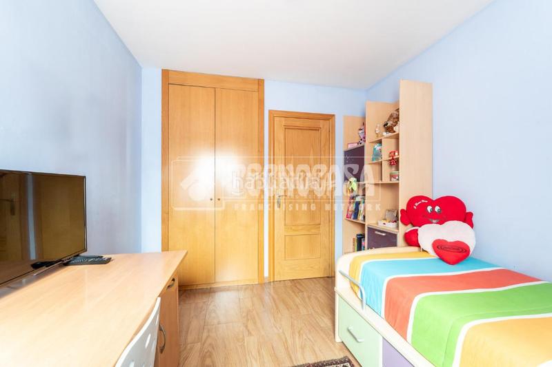 Foto 5c44dceb-e57b-47cc-95cc-d0315e22b6b3. Towny house with heating parking in Quijorna