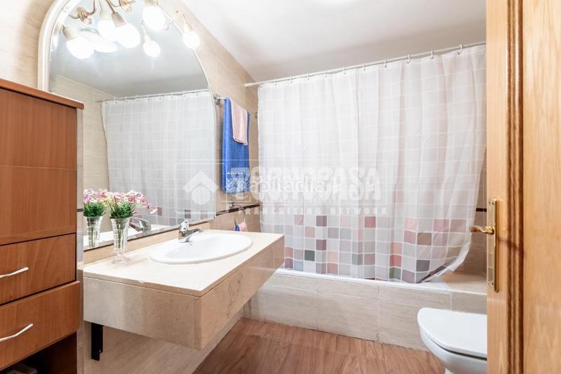 Foto 908afa8a-d238-4c12-8d69-6d47d51277e4. Towny house with heating parking in Quijorna