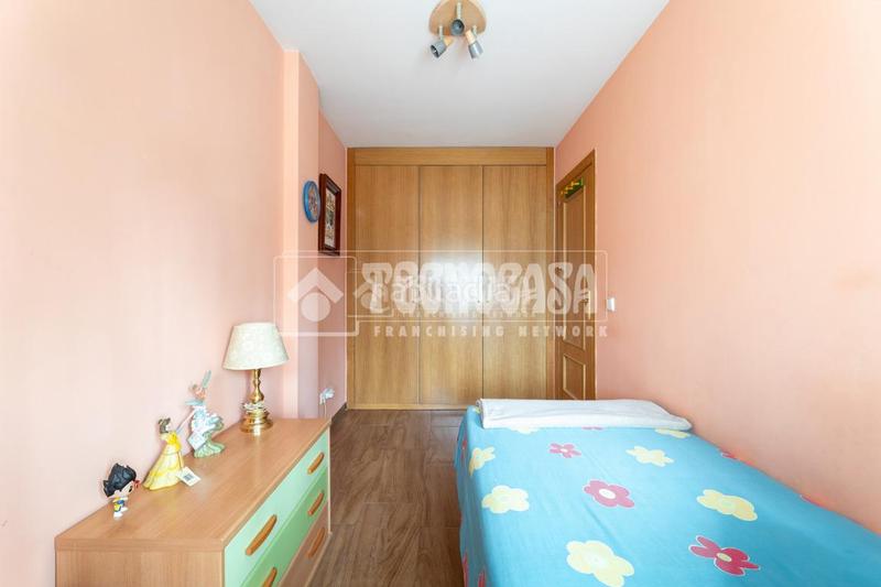 Foto 9c38239d-cd16-49b2-b320-012fbaca97d2. Towny house with heating parking in Quijorna