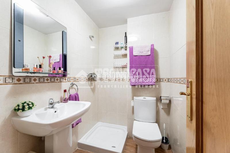 Foto c88e9bf7-7e62-4d3d-83d7-366491b06446. Towny house with heating parking in Quijorna