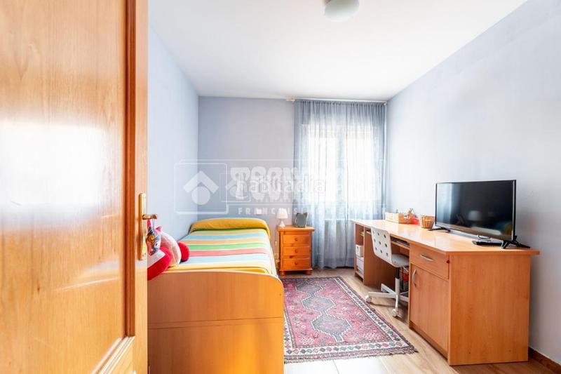 Foto dfbe844f-b179-4c1a-8d1a-a7a49ffd39b4. Towny house with heating parking in Quijorna