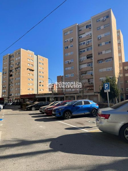 Foto ddc0cb2b-1f74-462f-8406-93e5bde25dda. Aparcament cotxe a La Avanzada-La Cueva Fuenlabrada