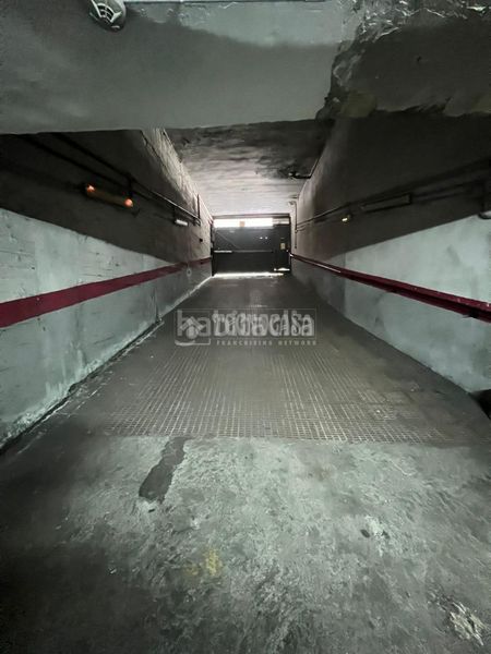 Foto 31b00e28-5b25-4dec-9a0c-599f05845564. Aparcament cotxe a La Avanzada-La Cueva Fuenlabrada