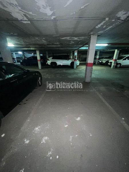 Foto e7d07f6b-a56f-4ff6-909f-132efd561be9. Aparcament cotxe a La Avanzada-La Cueva Fuenlabrada