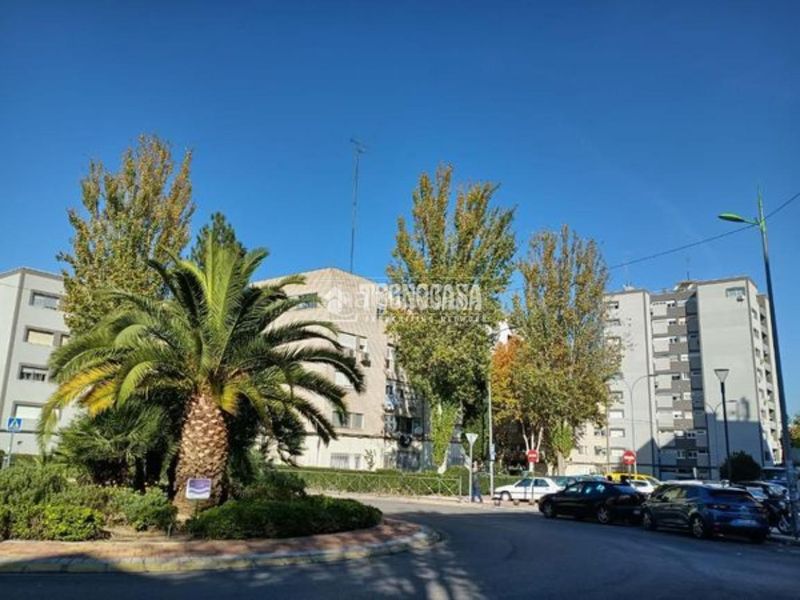 Foto d884e64a-5c55-4649-b82d-18b9c5700c1b. Aparcament cotxe a La Avanzada-La Cueva Fuenlabrada