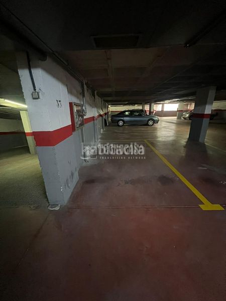 Foto ee66b290-b9f2-437c-9034-58f6782c735c. Aparcament cotxe a La Avanzada-La Cueva Fuenlabrada