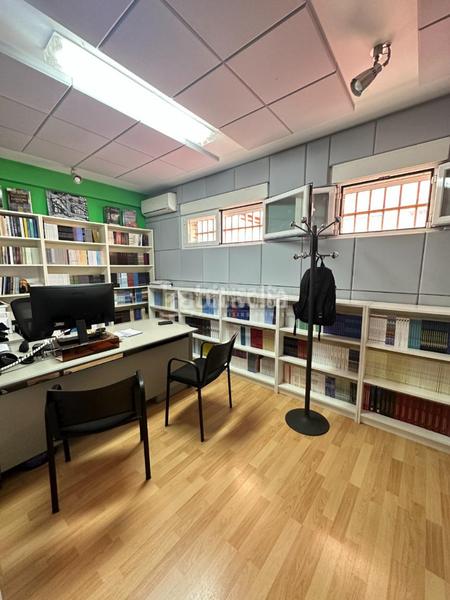 Foto 986f7e73-5195-4981-8e98-0b624b3eb219. Locale commerciale in Embajadores-Lavapiés Madrid