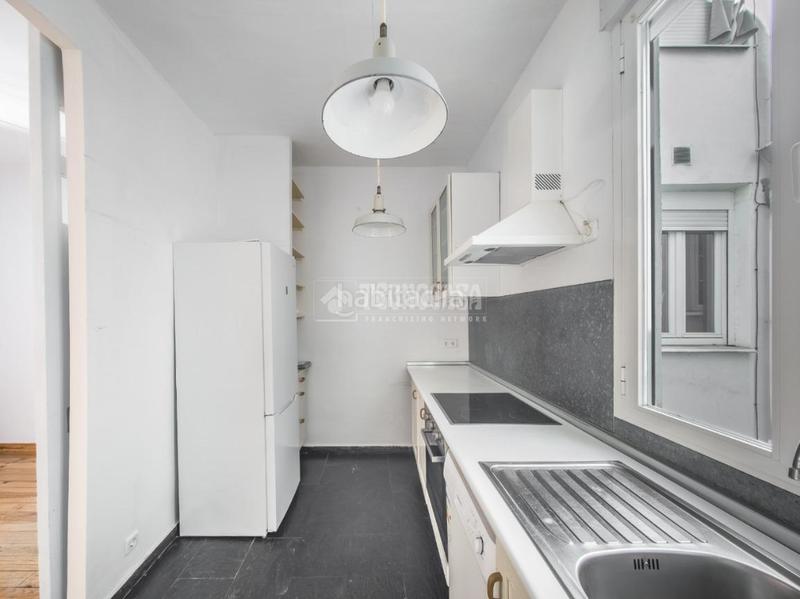 Foto 68aac62d-4eb5-49aa-b506-671896fb02eb. Location appartement dans Embajadores-Lavapiés Madrid