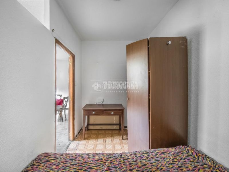 Foto 1a39468a-5c3b-425f-8e57-171d278f8041. Pis a Embajadores-Lavapiés Madrid