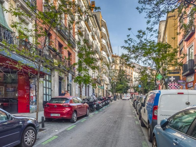 Foto f9327208-a354-4e04-89da-c996de08424b. Pis amb calefacció a Embajadores-Lavapiés Madrid