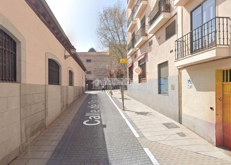 Foto 096fd157-023e-4261-9e5f-ca0db0138d0c. Aparcament cotxe a Embajadores-Lavapiés Madrid